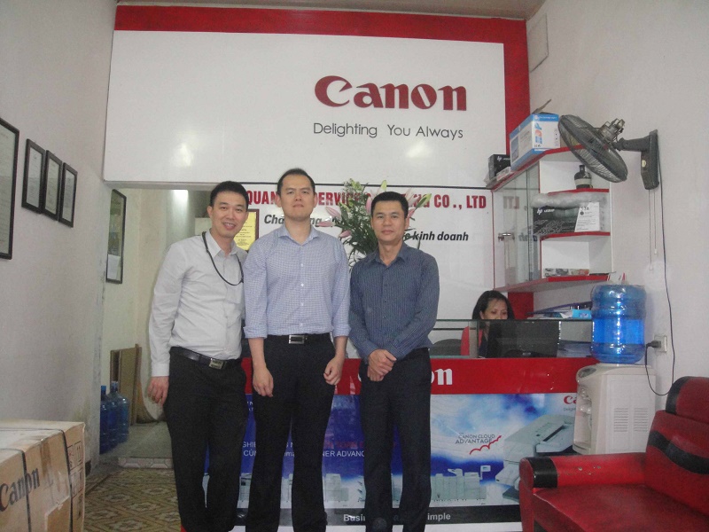 Canon Singapore đã có buổi làm việc vào ngày 25.10.2013 tại Quảng Lợi